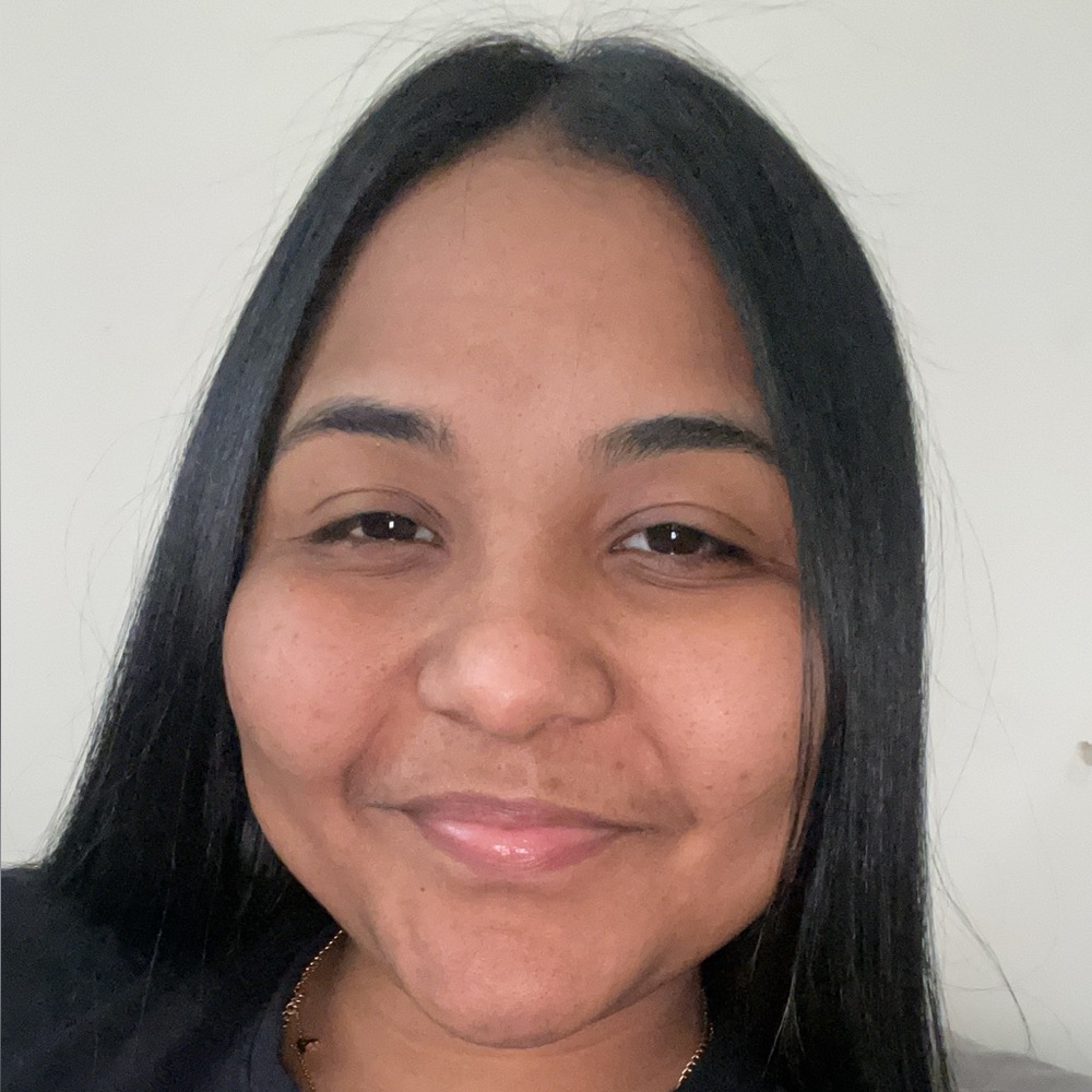 Meet your Posher, Daysia